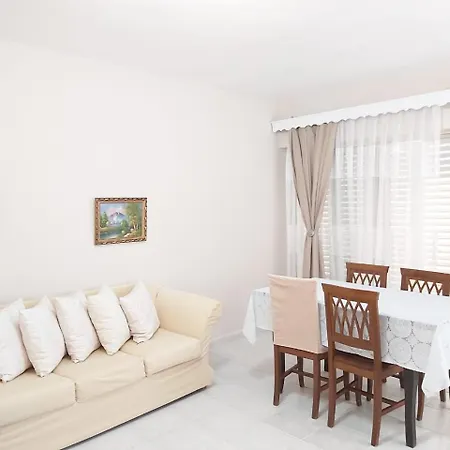 Apartamento Marino's Himare